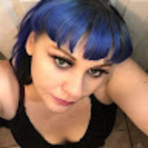 Meet your Posher, Valerie